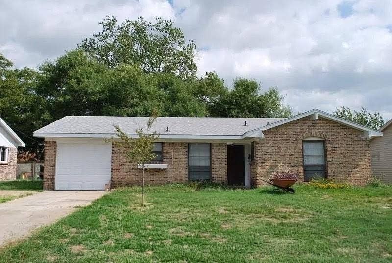 Property photo for 1320 Eastside Drive, Mesquite, TX