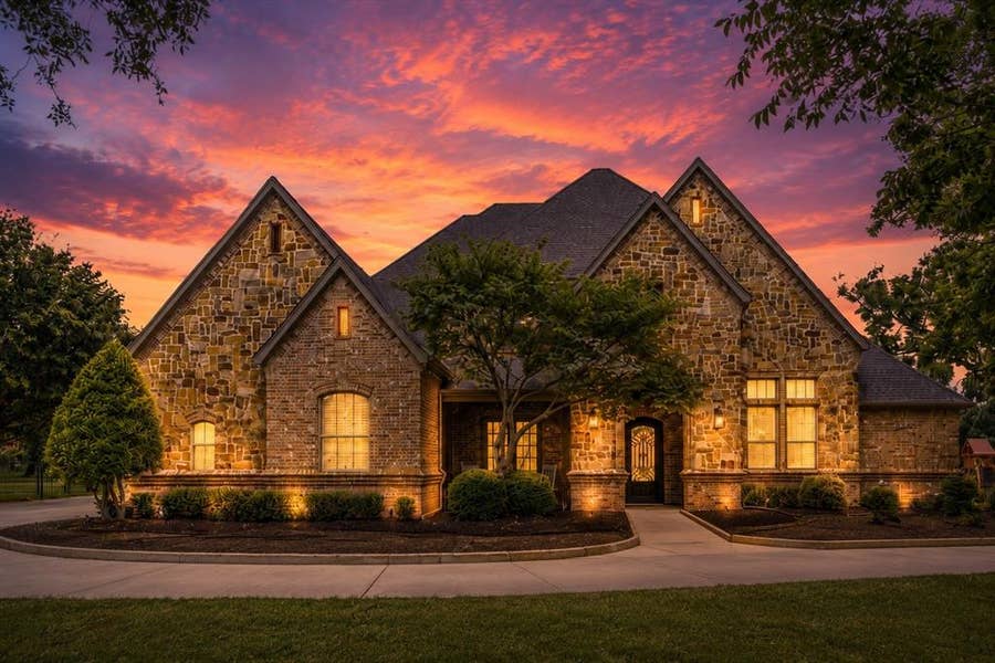 Property photo for 6101 Paper Shell Way, Fort Worth, TX