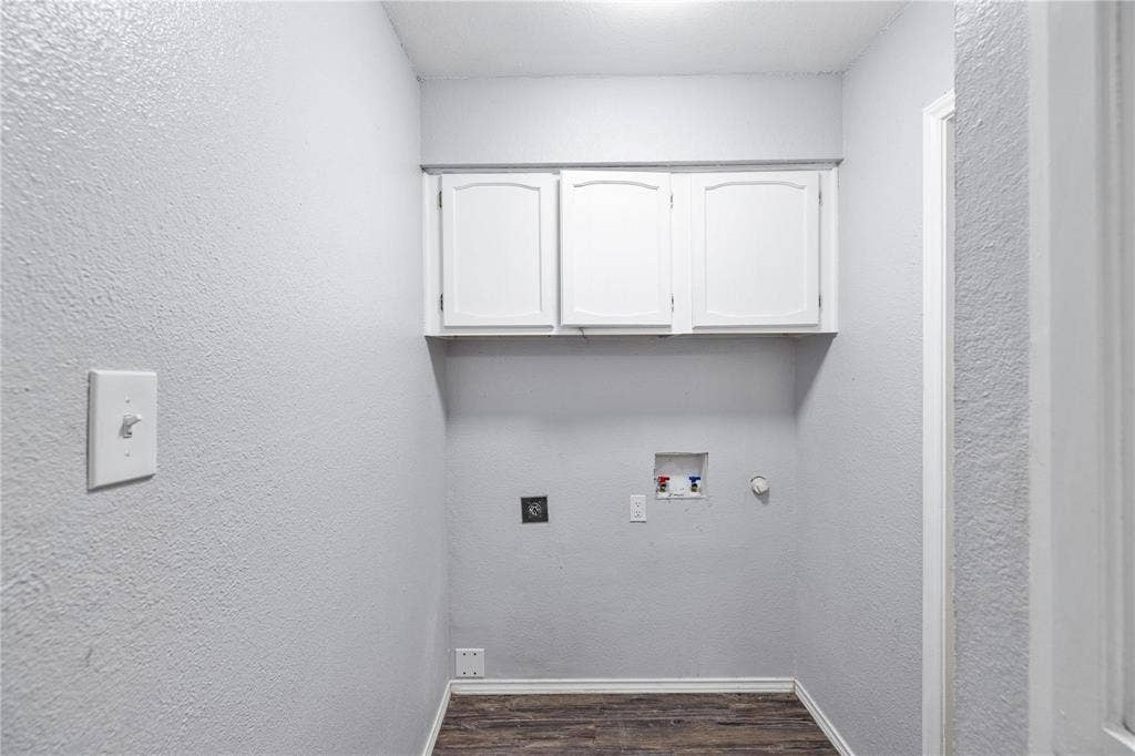 107 Ray Street, Arlington, TX 76010 107 Ray Street, Arlington, TX 76010