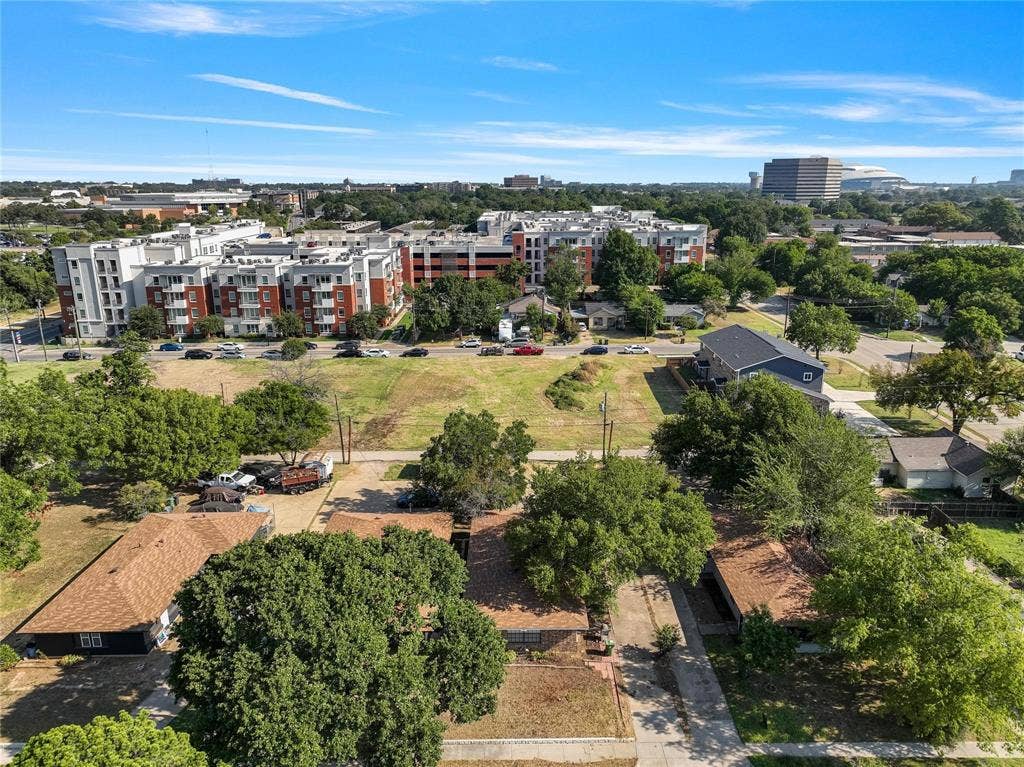 107 Ray Street, Arlington, TX 76010 107 Ray Street, Arlington, TX 76010