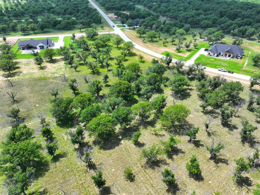 Property photo for 2131 E Landings N, Granbury, TX