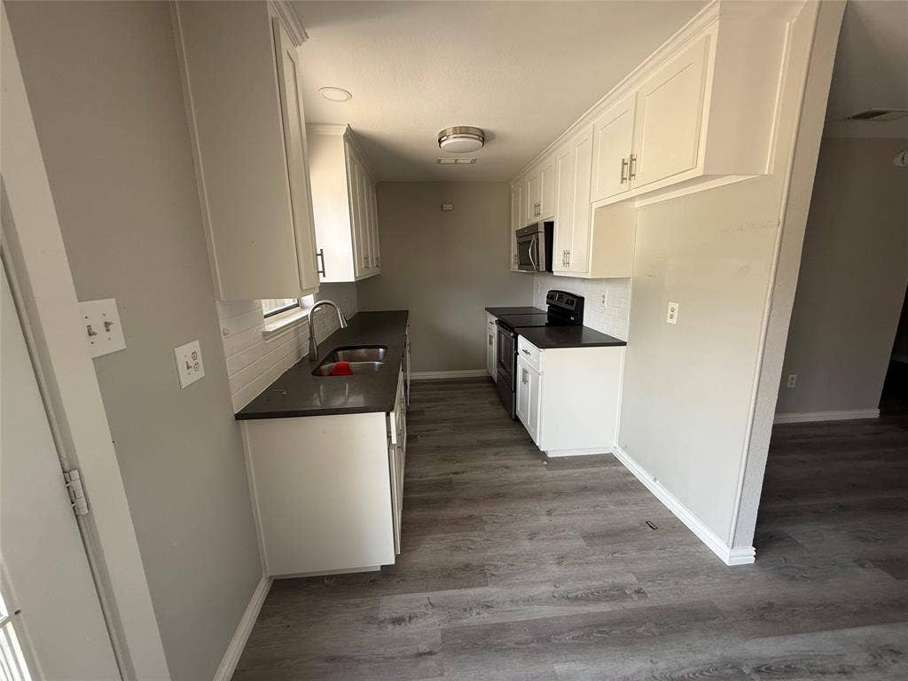 109 Ray Street, Arlington, TX 76010