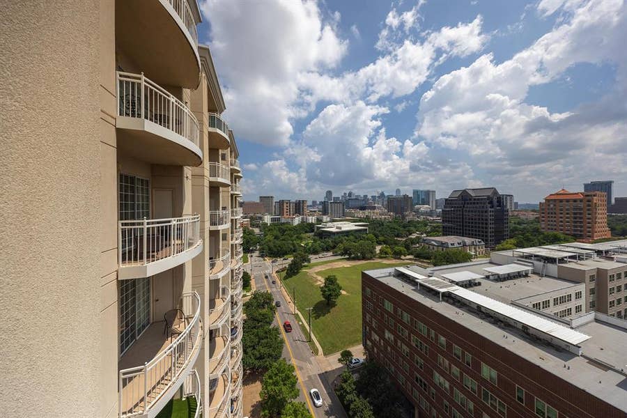 Property photo for 3225 Turtle Creek Boulevard, #1422, Dallas, TX