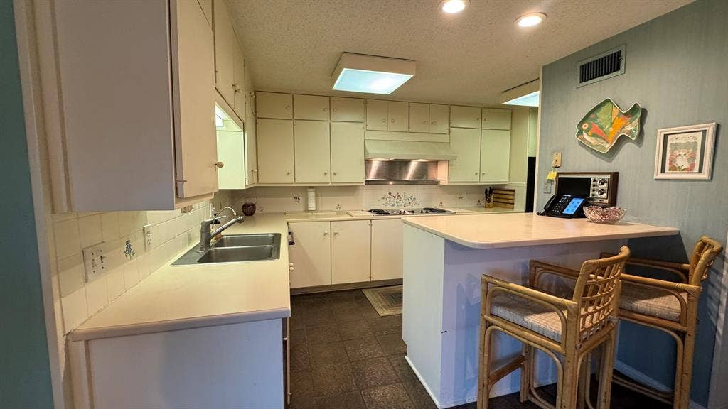 200 Balboa Court, Irving, TX 75062 Kitchen
