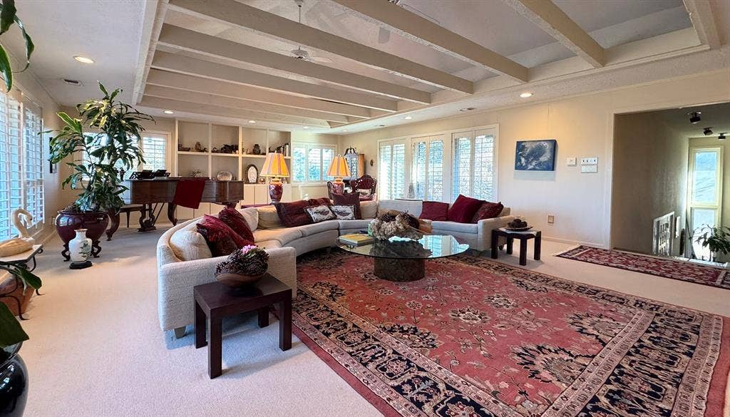 200 Balboa Court, Irving, TX 75062 Living Room w golf course views
