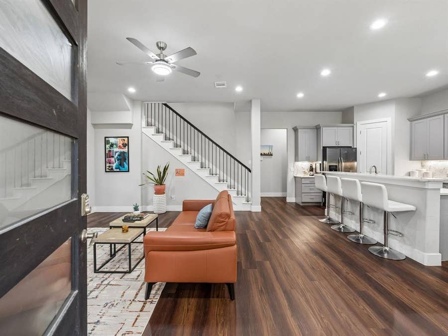 Property photo for 529 Picketts Drive, Mesquite, TX