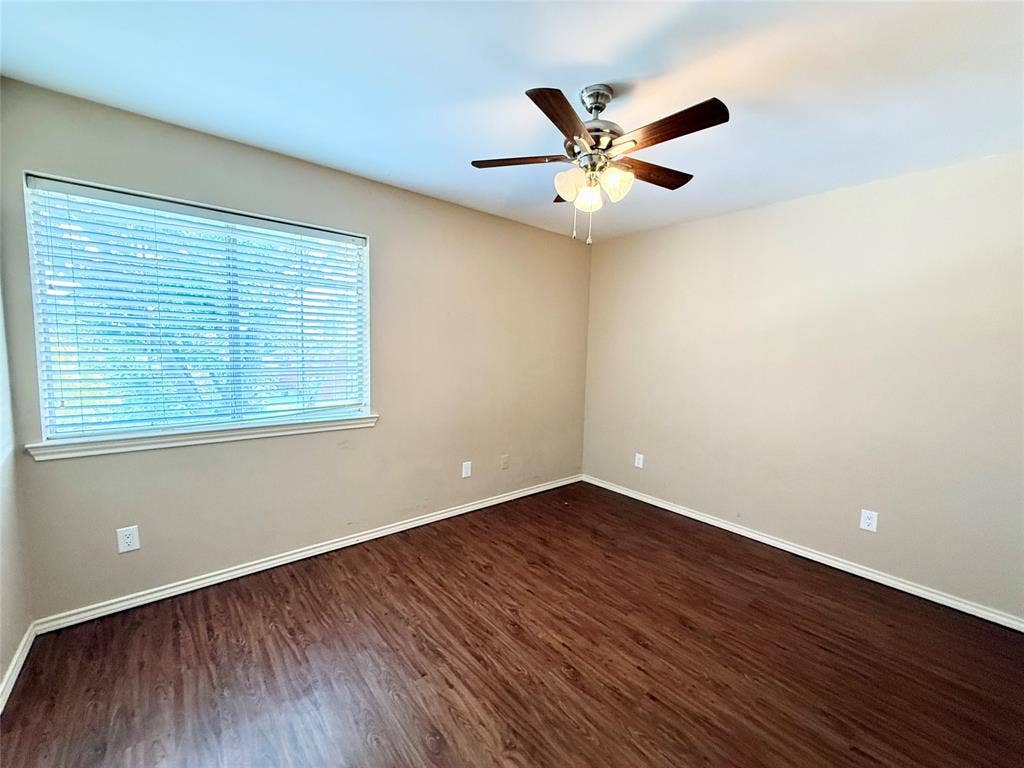 8902 Bayshore Lane, Rowlett, TX 75088