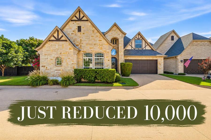 Property photo for 2414 Vineyard Drive, Granbury, TX