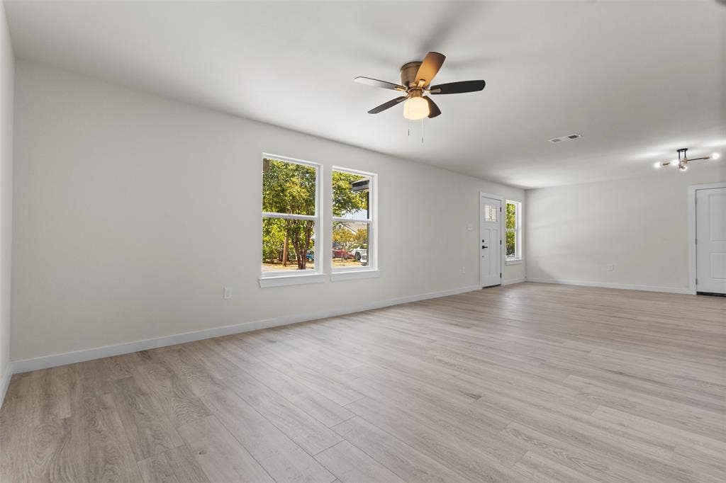 106 Mount Shasta Street, Dallas, TX 75211 106 Mount Shasta Street, Dallas, TX 75211