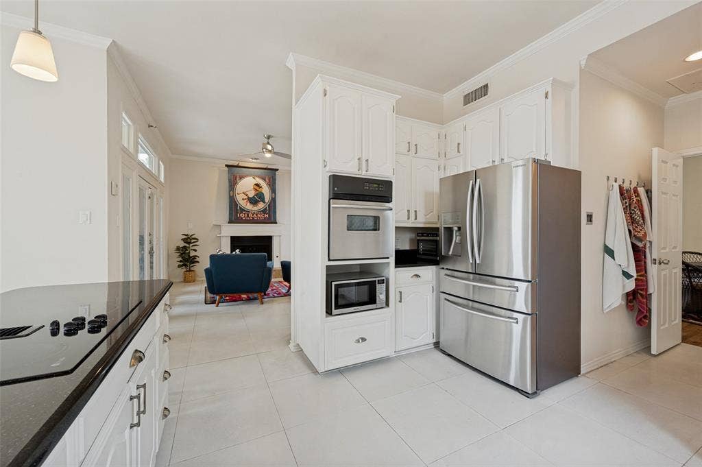 4900 Victor Street, Dallas, TX 75214 4900 Victor Street, Dallas, TX 75214