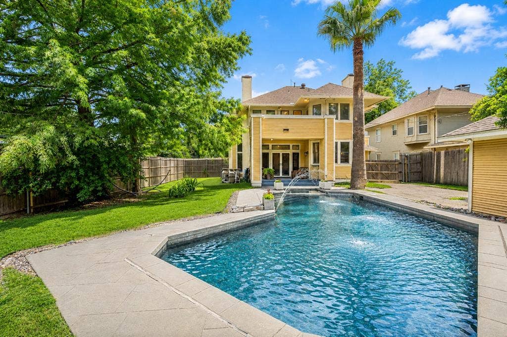 4900 Victor Street, Dallas, TX 75214 4900 Victor Street, Dallas, TX 75214