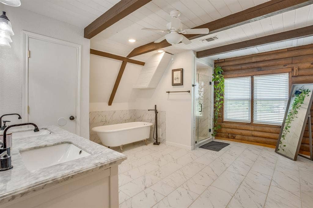 2200 White Lane, Haslet, TX 76052
