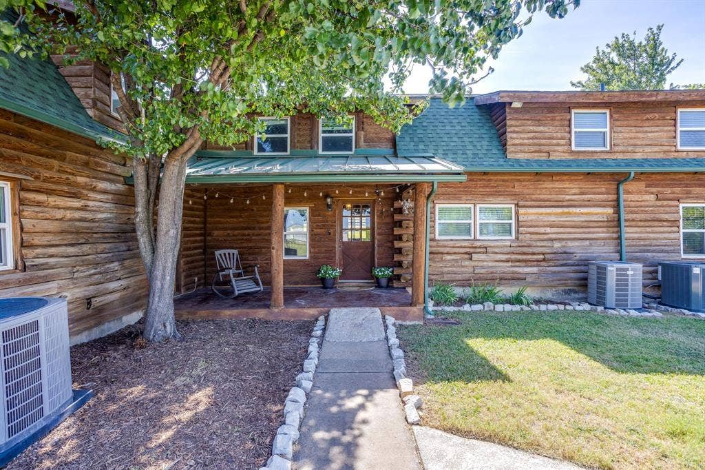 2200 White Lane, Haslet, TX 76052