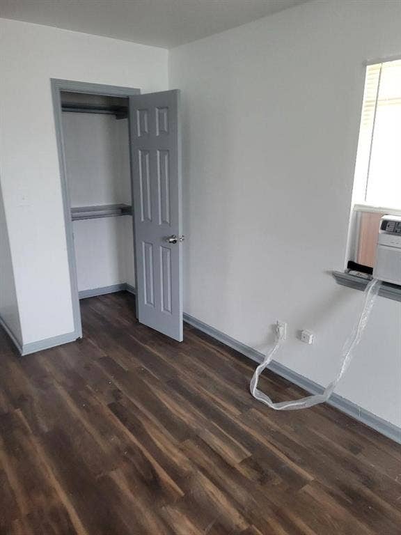 5301 Collingsworth, Houston, TX 77026