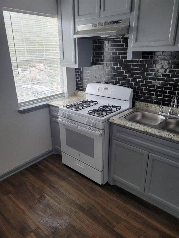 5301 Collingsworth, Houston, TX 77026