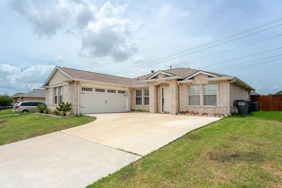 Property photo for 3405 Ashwood Lane, Sachse, TX