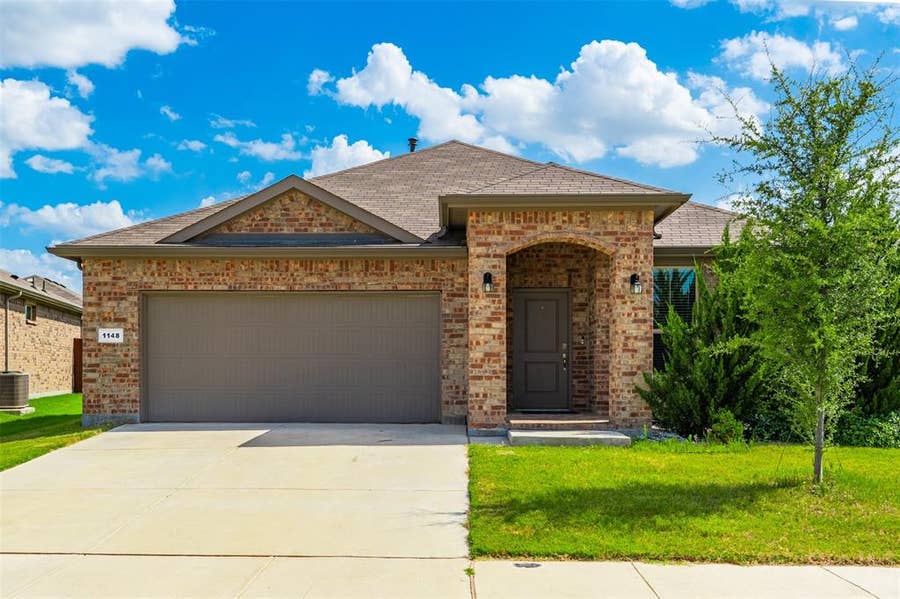 Property photo for 1148 Gillespie Drive, Fort Worth, TX
