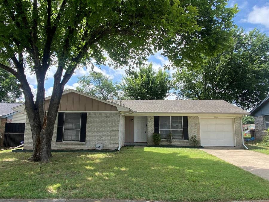Property photo for 3210 Little River Drive, Dallas, TX