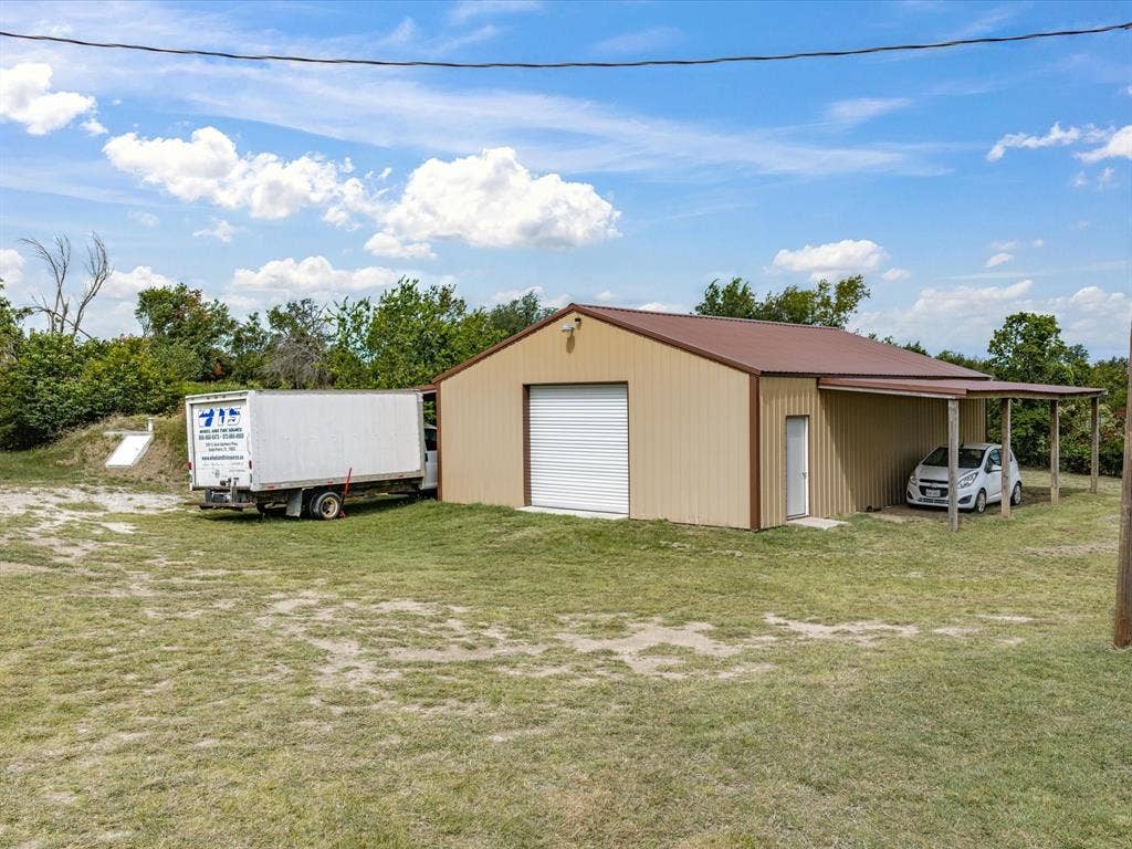704 Land Of Goshen Drive, Springtown, TX 76082 704 Land Of Goshen Drive, Springtown, TX 76082