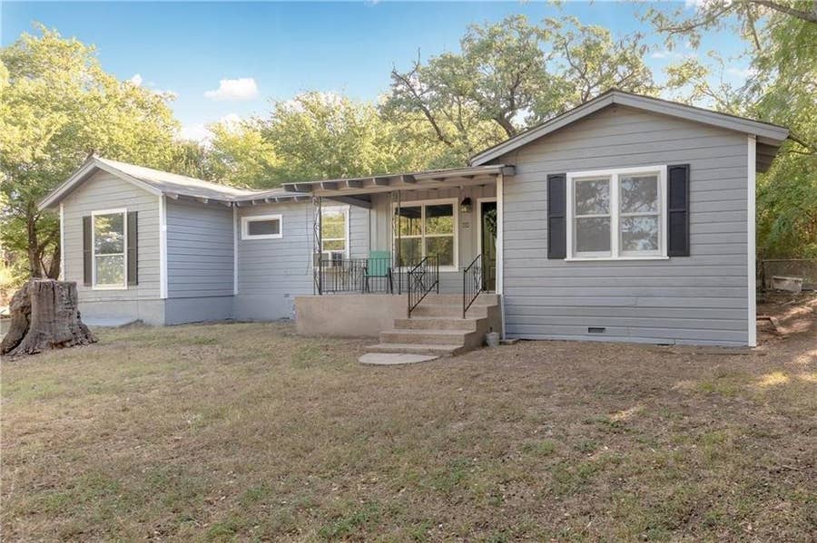 Property photo for 424 Wilshire Avenue, Azle, TX