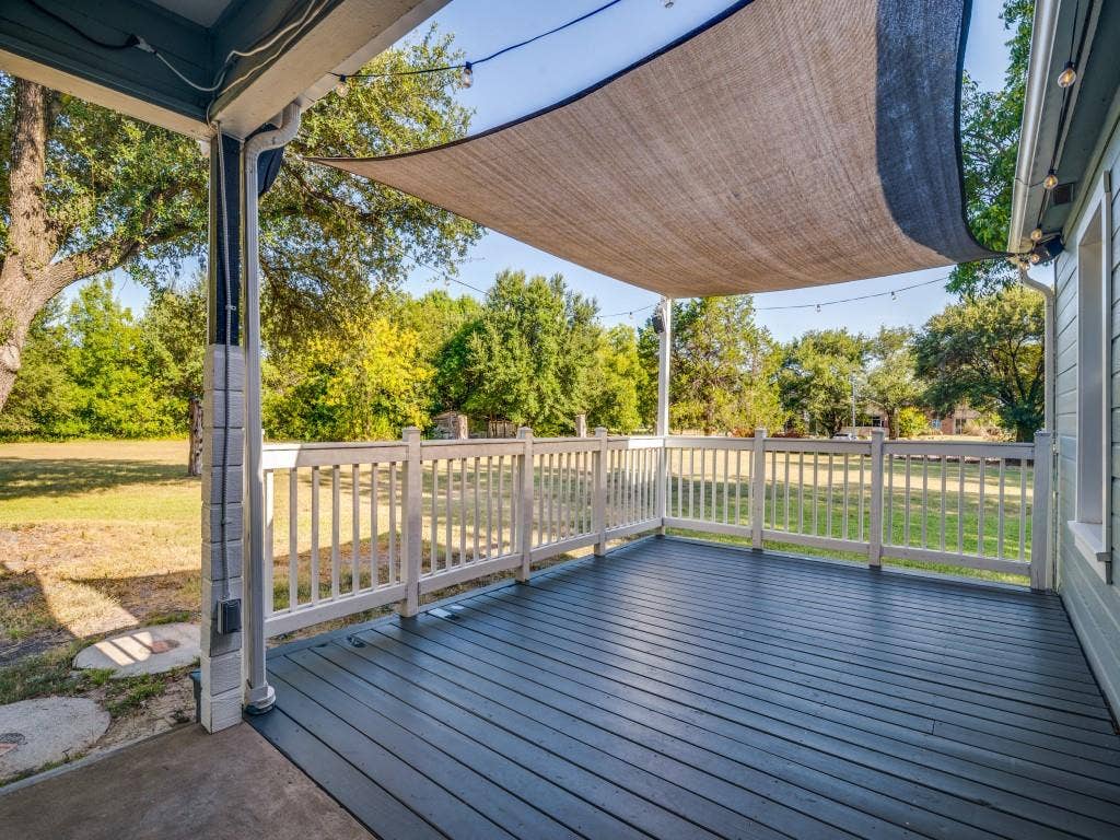5610 Lyons Road, Garland, TX 75043 5610 Lyons Road, Garland, TX 75043