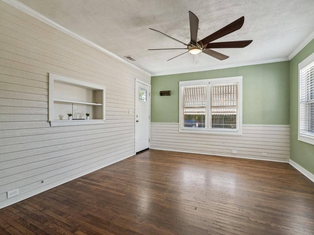 5610 Lyons Road, Garland, TX 75043 5610 Lyons Road, Garland, TX 75043