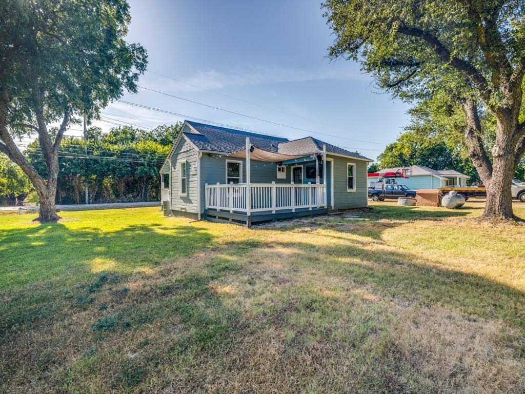5610 Lyons Road, Garland, TX 75043 5610 Lyons Road, Garland, TX 75043