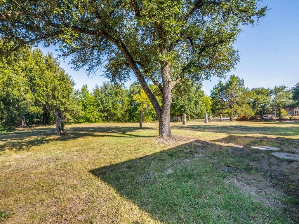 5610 Lyons Road, Garland, TX 75043 5610 Lyons Road, Garland, TX 75043