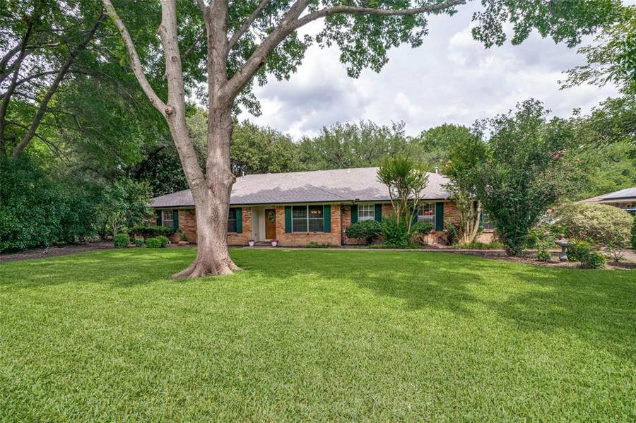 Property photo for 5802 Pecan Grove Drive, Sachse, TX