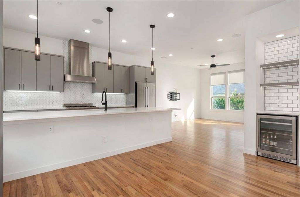 5015 Manett Street, #106, Dallas, TX 75206 5015 Manett Street, #106, Dallas, TX 75206