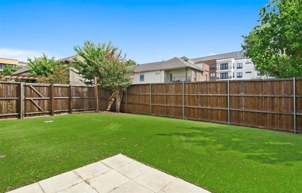 5015 Manett Street, #106, Dallas, TX 75206 5015 Manett Street, #106, Dallas, TX 75206