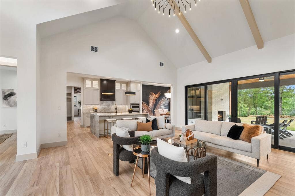 14120 Park Way, Log Cabin, TX 75148 Open plan with sliding door to your covered outdoor living spaces