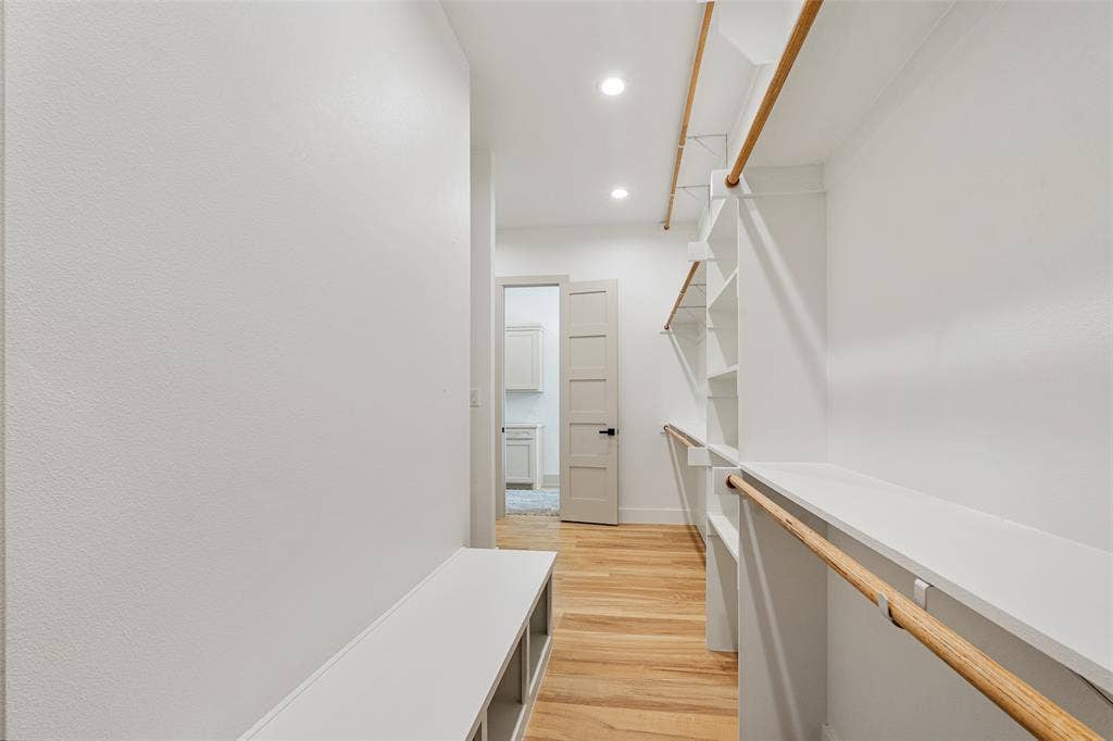 14120 Park Way, Log Cabin, TX 75148 Primary closet