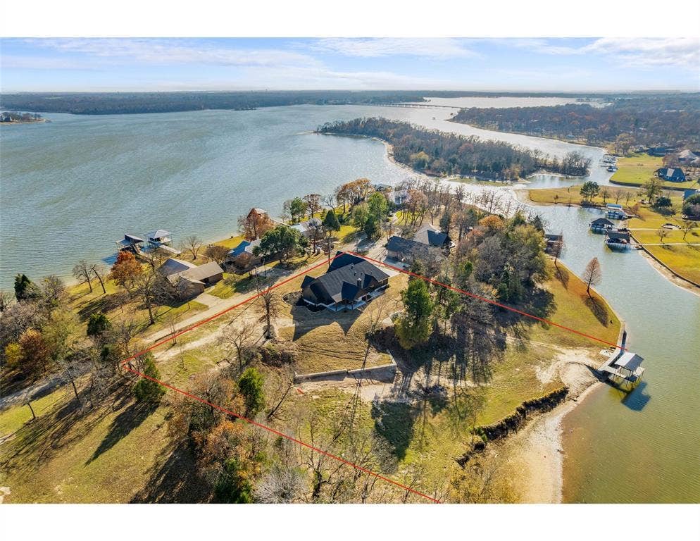 14120 Park Way, Log Cabin, TX 75148 Redline is the approximate lot boundary.