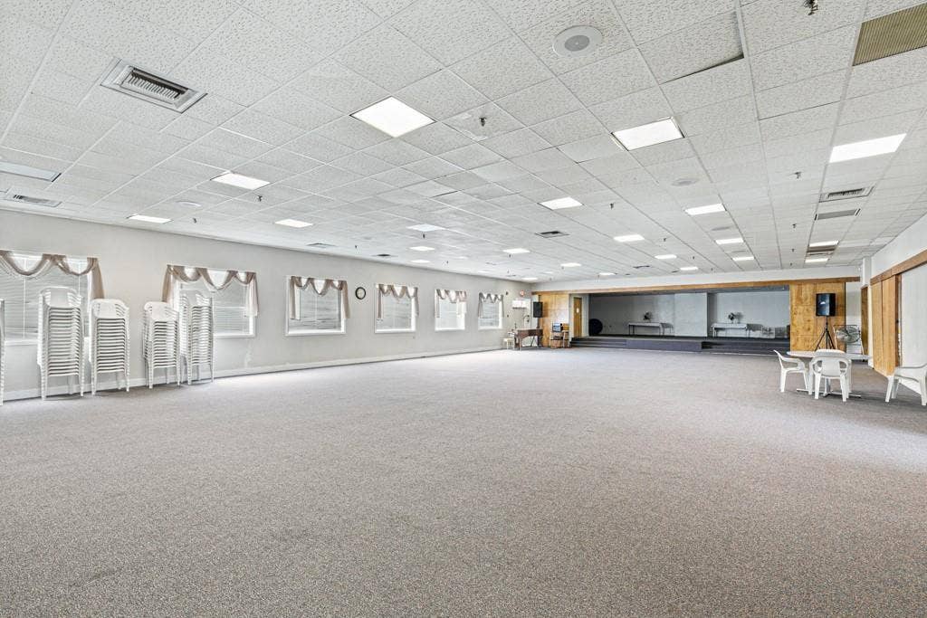 2615 Crockett Street, Greenville, TX 75401 2615 Crockett Street, Greenville, TX 75401