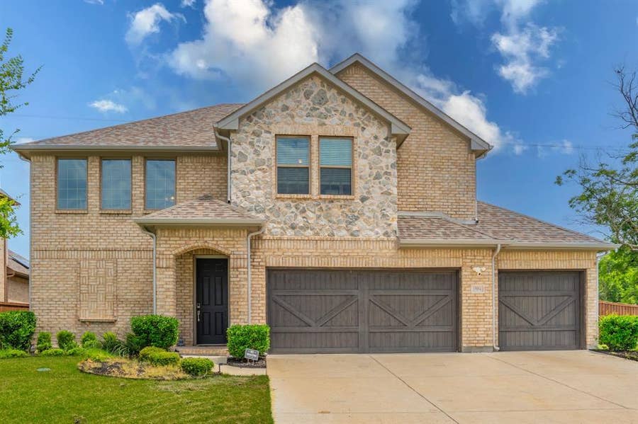 Property photo for 15894 Talamore Lane, Frisco, TX