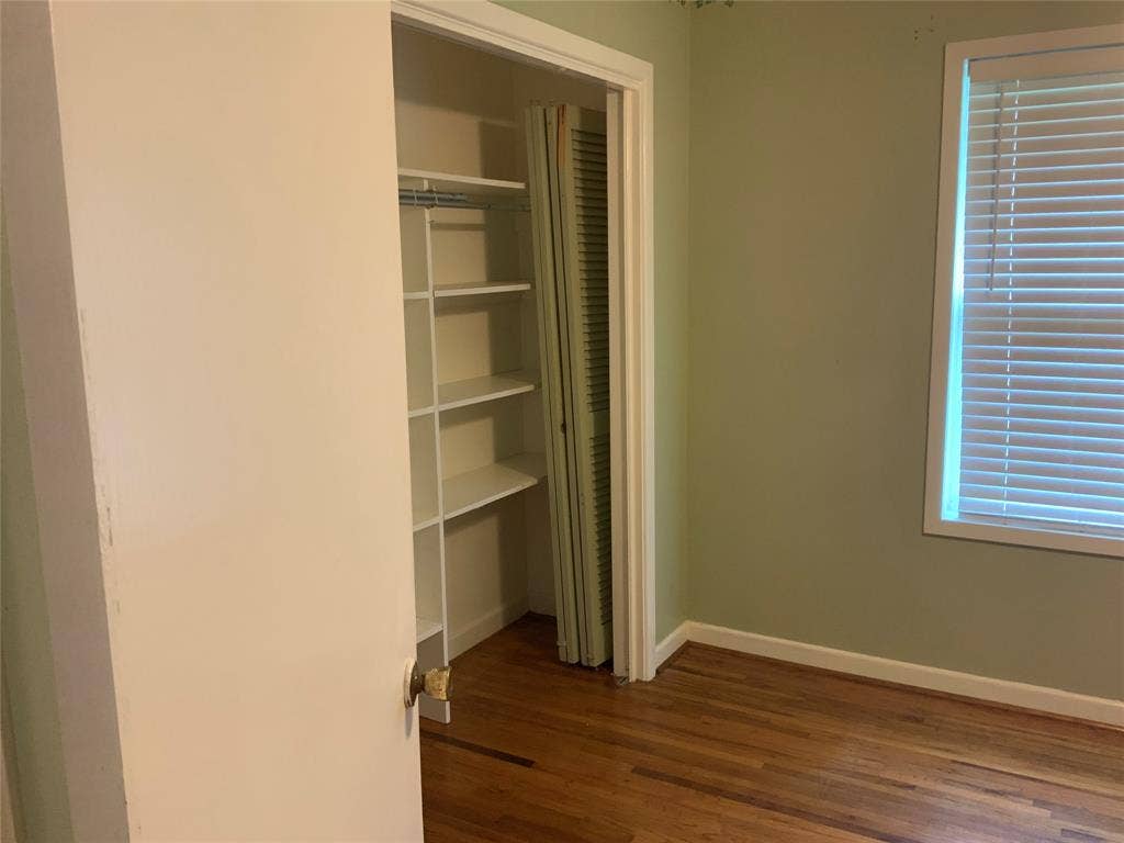 1421 N 9th Street, Midlothian, TX 76065 1421 N 9th Street, Midlothian, TX 76065