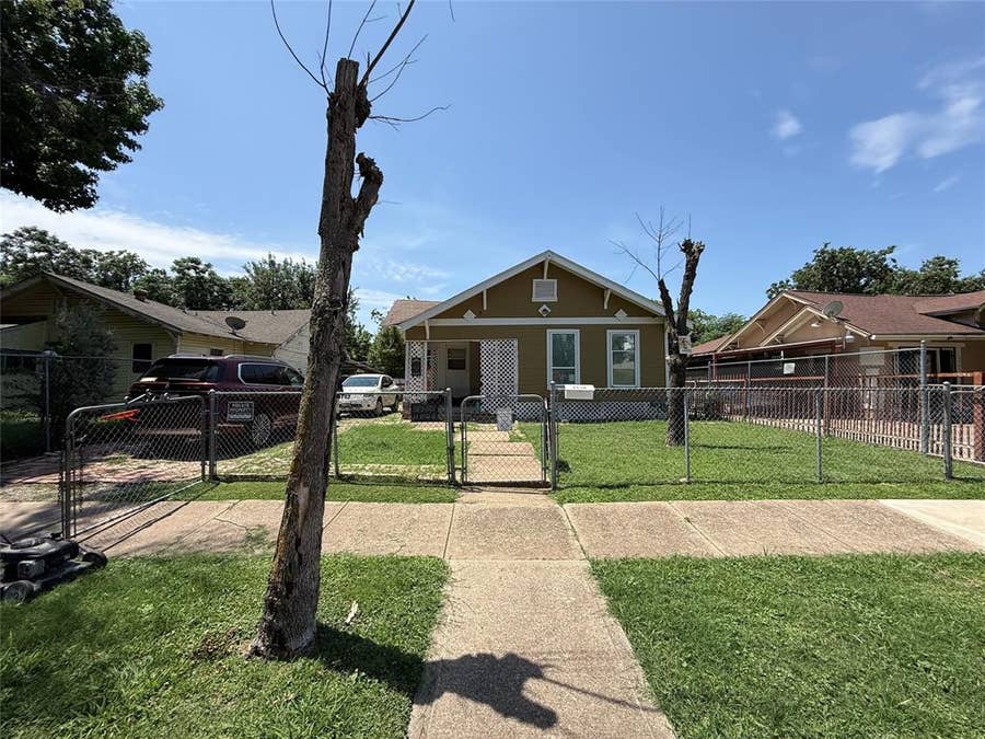 Property photo for 3010 Jerome Street, Dallas, TX