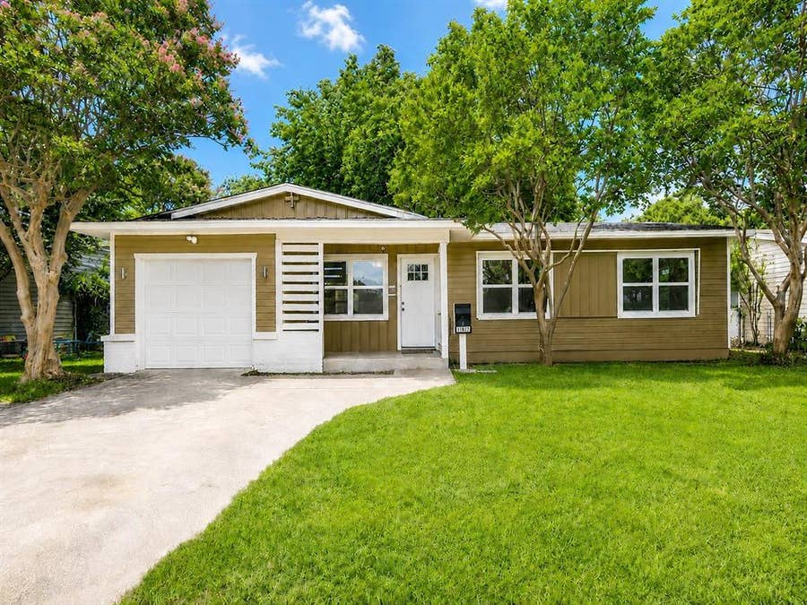 Property photo for 11817 Fernald Avenue, Dallas, TX