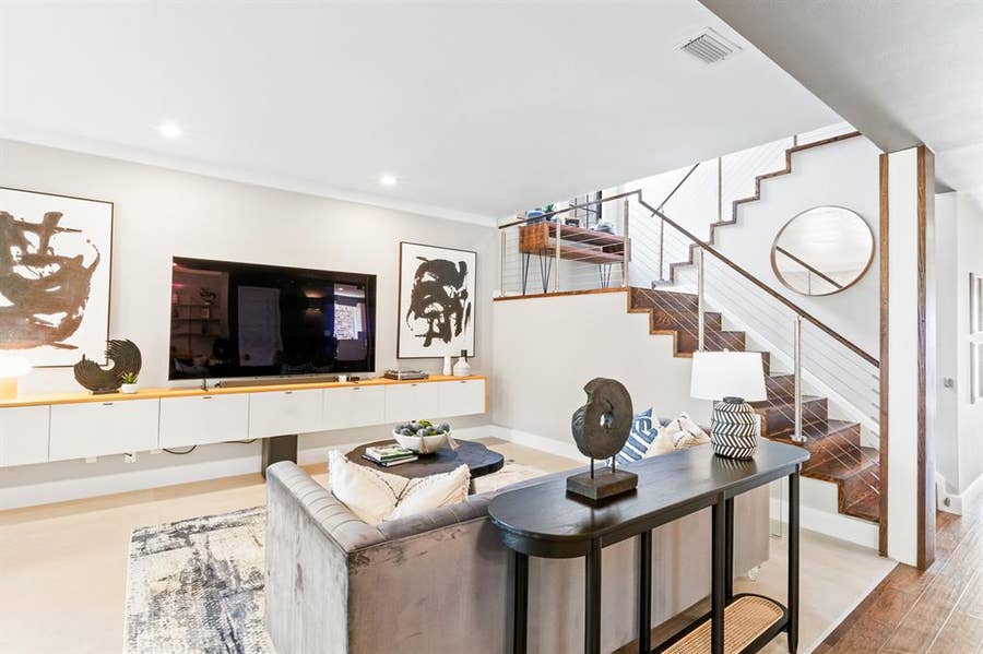 Property photo for 916 Pavillion Street, Dallas, TX