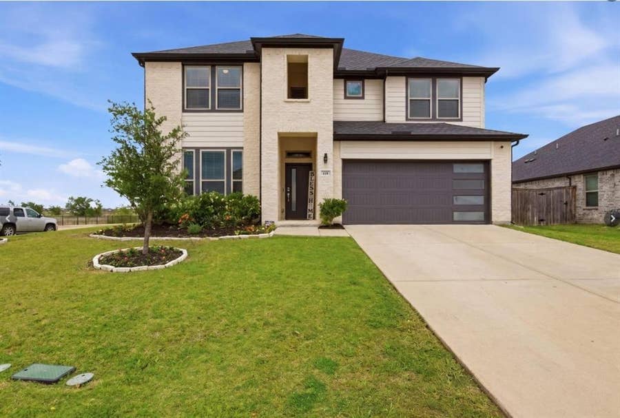 Property photo for 418 Ardsley Lane, Forney, TX