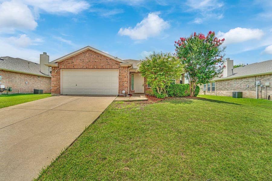 Property photo for 3003 Connor Lane, Wylie, TX