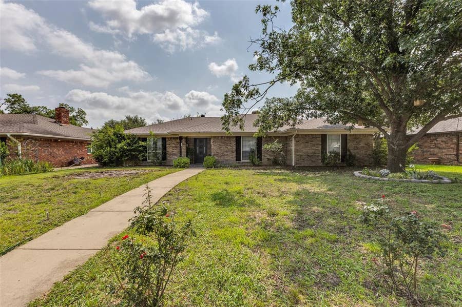 Property photo for 705 S Grove Road, Richardson, TX