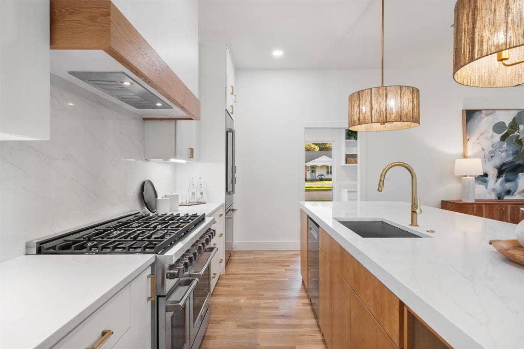 6317 E University Boulevard, Dallas, TX 75214 6317 E University Boulevard, Dallas, TX 75214