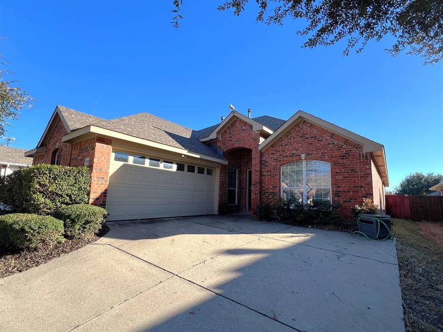 Property photo for 7909 Elk Mountain Trail, McKinney, TX