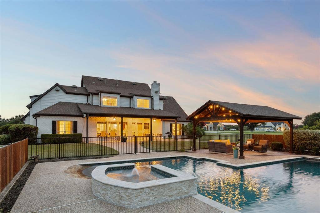 1700 Rock Ridge Road, Lucas, TX 75002 Spend lots of quality family time enjoying the pool, land and sunsets.