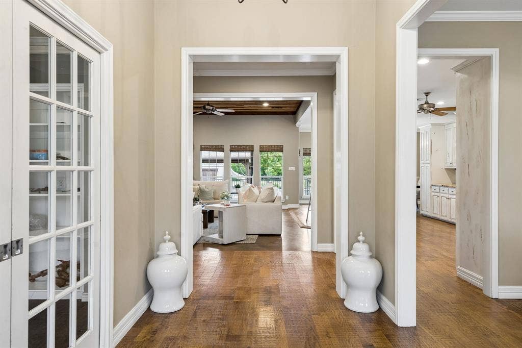 1700 Rock Ridge Road, Lucas, TX 75002 Welcome home... cozy and comfortable with great sight lines to the backyard.