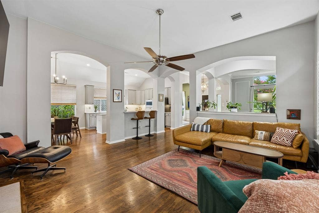3104 Congress Avenue, Plano, TX 75025 3104 Congress Avenue, Plano, TX 75025