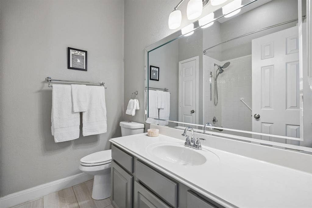 3104 Congress Avenue, Plano, TX 75025 3104 Congress Avenue, Plano, TX 75025
