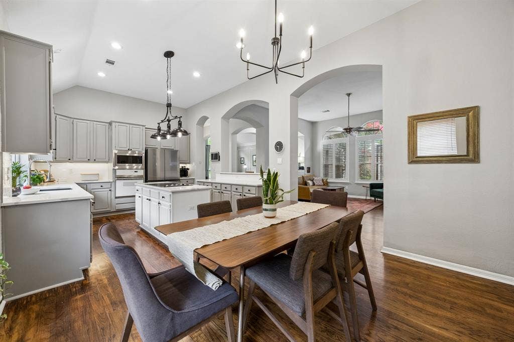 3104 Congress Avenue, Plano, TX 75025 3104 Congress Avenue, Plano, TX 75025